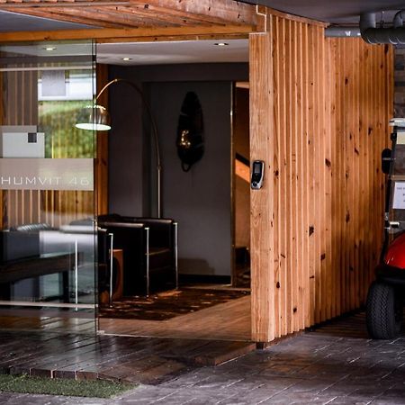 Q Suites 46 Bangkok Bagian luar foto