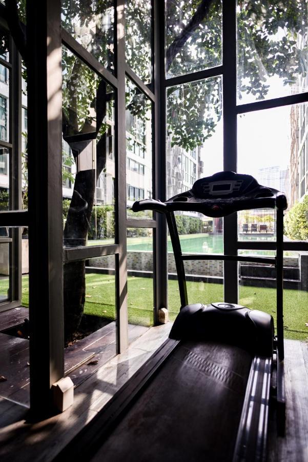 Q Suites 46 Bangkok Bagian luar foto