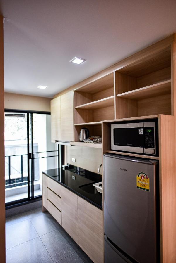 Q Suites 46 Bangkok Bagian luar foto