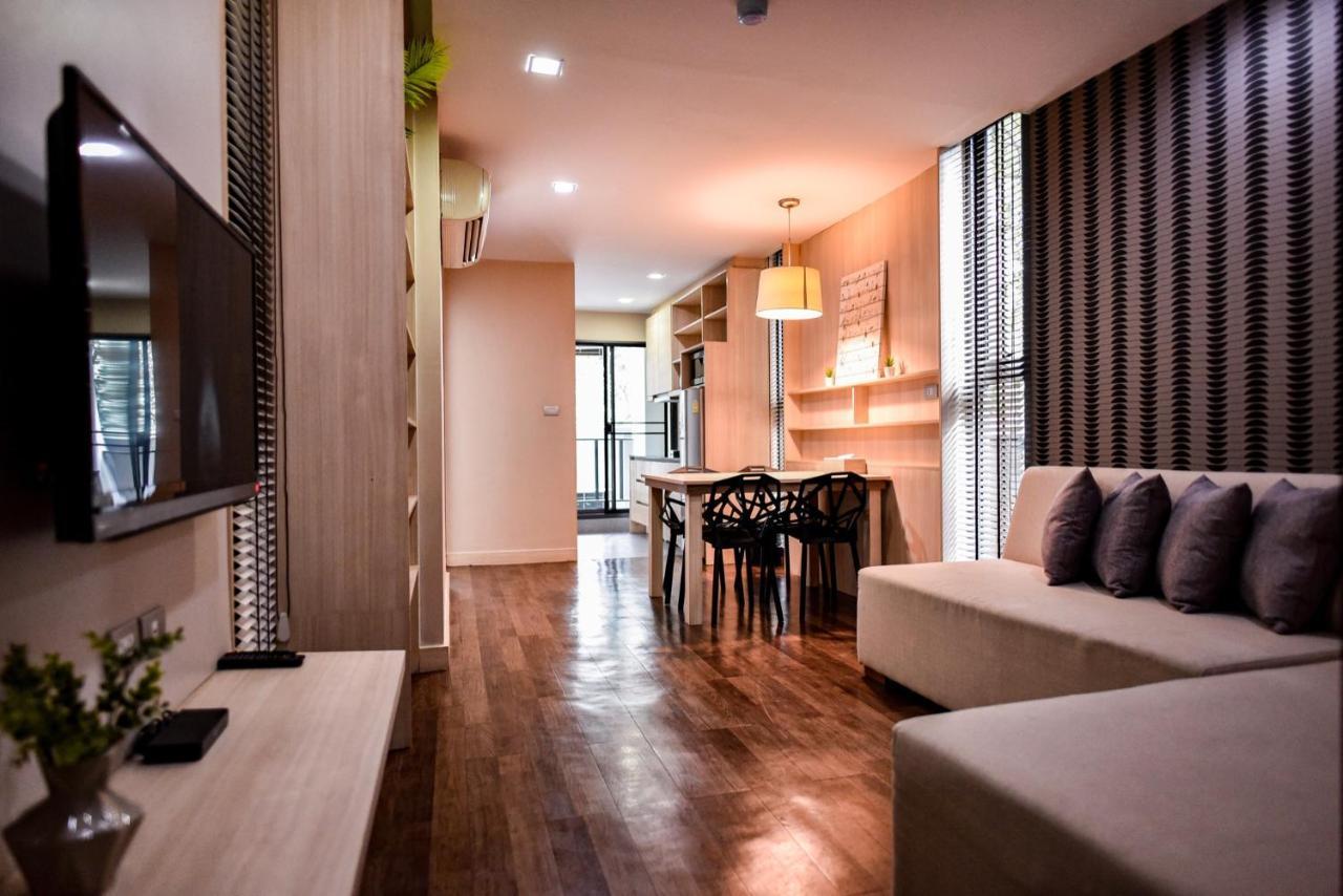 Q Suites 46 Bangkok Bagian luar foto