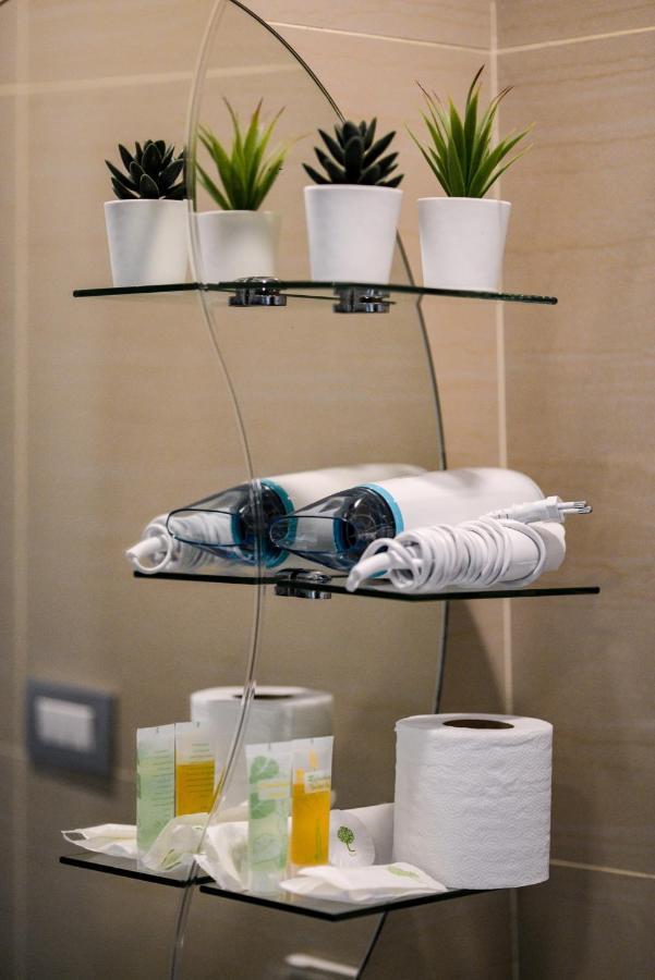 Q Suites 46 Bangkok Bagian luar foto