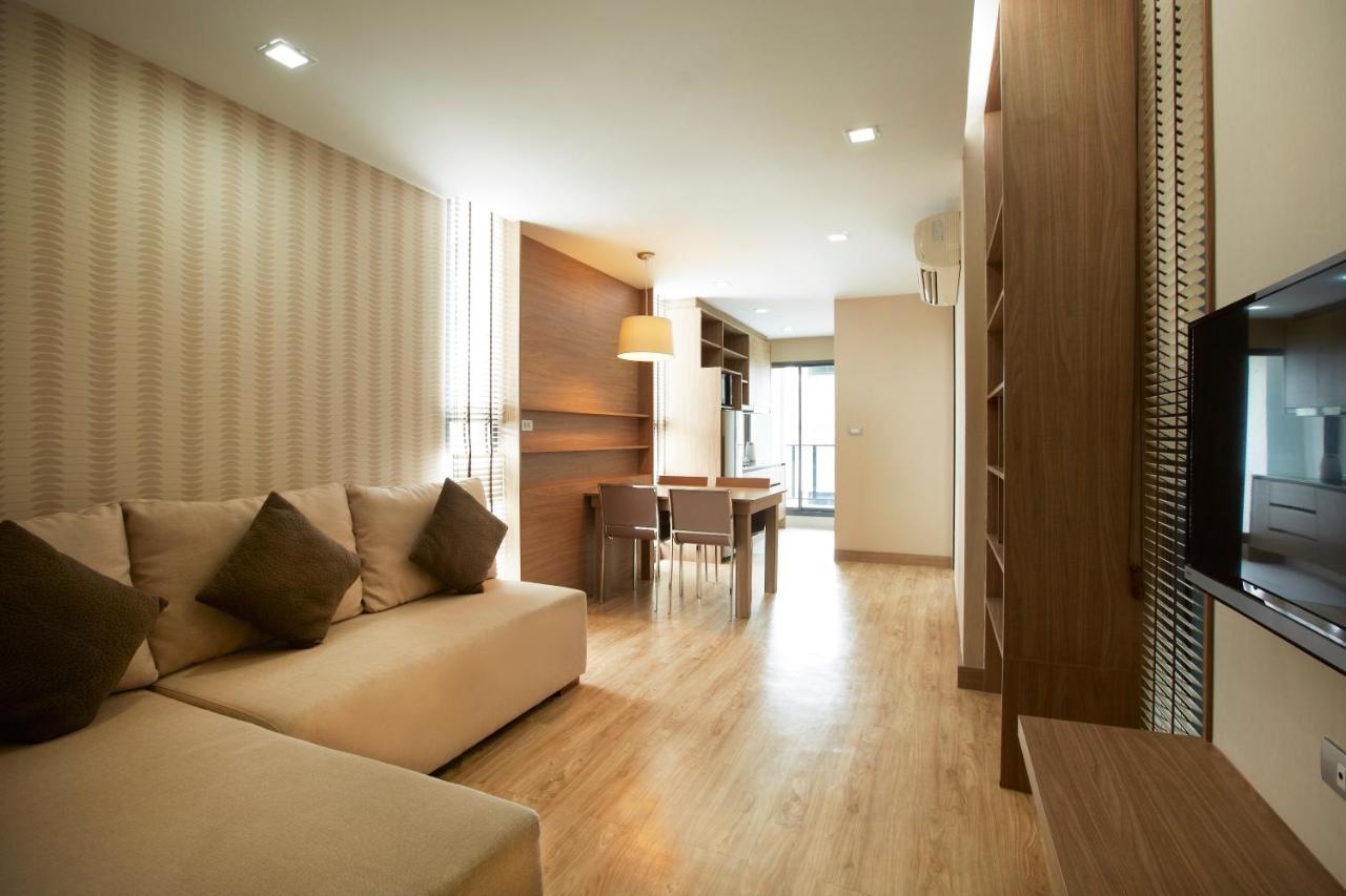 Q Suites 46 Bangkok Bagian luar foto